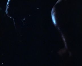 Carla Gugino nude, Rya Kihlstedt nude, Anna Levine nude – Jaded (1998)