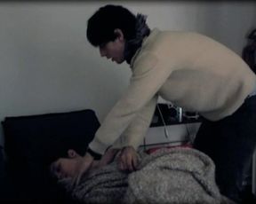 Valerie Donzelli nude - La reine des pommes (2009)