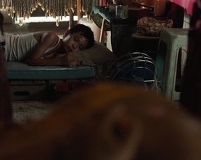 Lauren Compton, Natasha Liu, Nicole Shipley, Paige Mobley, Jesi Le Rae nude - Here And Now s01e02 (2018)