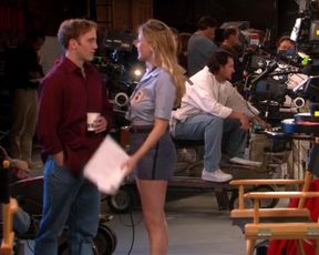 Shanna Moakler nude – Seeing Other People (2004)