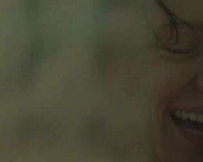 Magdalena Boczarska, Justyna Wasilewska nude - Sztuka Kochania-Historia Michaliny Wislockiej (2017)