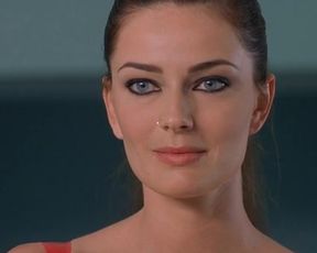 Paulina Porizkova nude – Thursday (1998)