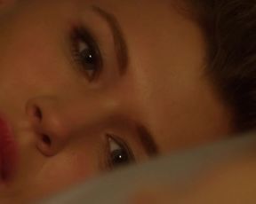 Sharon Hinnendael naked, Jill Evyn Nude - Anatomy of a Love Seen (2014) Lesbian Scenes