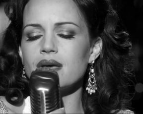 Carla Gugino sexy – Hotel Noir (2012)