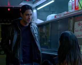 Melissa Barrera nude , Mishel Prada, Roberta Colindrezs nude - Vida s02e08 (2019)