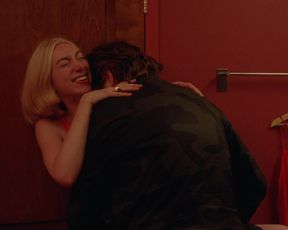 Madeline Wise nude - Crashing s03e02 (2019)