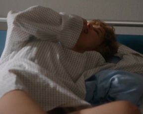 Carla Juri, Pia Rover nude, Marlen Kruse, Anna Konig naked - Feuchtgebiete (2013)