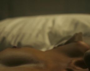 Virginie Efira nude - Un Amour Impossible (2018)