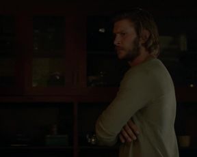 Laura Vandervoort - Bitten (2014)