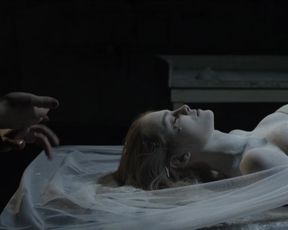 Innessa Migunova, Lolita Ignisova nude - Ya i Uda. Iskuplenie (2017)