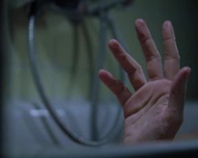 Sarah Jane Norman nude - The Moth (2017)