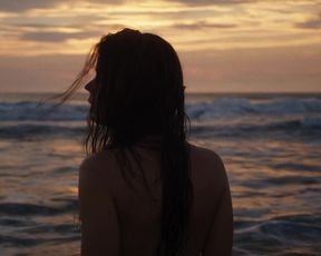 Laia Costa nude - Maine (2018)