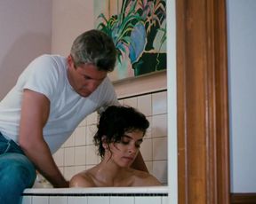 Nancy Travis nude, Annabella Sciorra nude – Internal Affairs (1990)