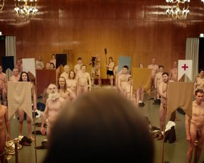 Klara Wordemann, Maria Wordemann nude - Kaiser (2019)