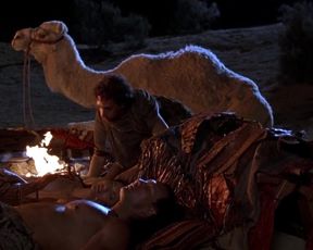 Kelly Hu sexy – The Scorpion King (2002)