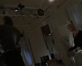 Emma Sjoberg Nude - Simon Sez (1999)