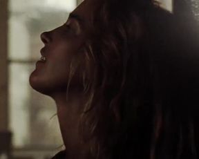 Vahina Giocante Nude - 30 Beats (2012)