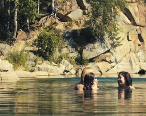 Esther Lubadika, Celeste Buckingham, Stepanka Fingerhutova nude - Bajkeri (2017)