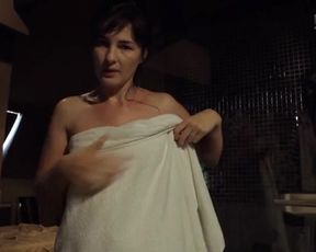 Ioana Flora nude - Deja Vu (2013)