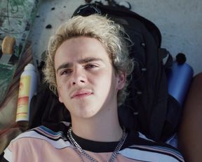 Jordan Kristine Seamon, Francesca Scorsese, Faith Alabi nude - We Are Who We Are (2020) (Season 1, Episode 3)