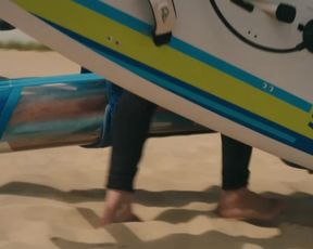 Tamara Brinkman nude - Zomer in Zeeland s01e01 (2018)