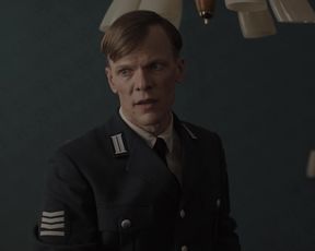 Maja Schone - Dark s03e04 (2020) Nude 1080