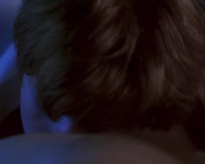 Jennifer Jason Leigh Nude - Single White Female (1992)