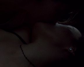 Jennifer Tilly, Gina Gershon - Bound (1996)