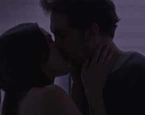 Maria Evoli nude - Propriedad Privada (2019)