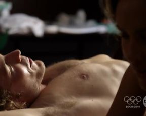Jane Harber Nude - Offspring s04e10 (2013)