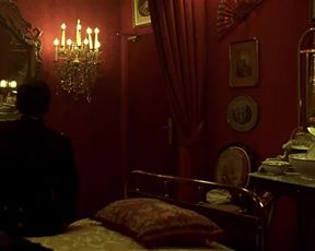 Maud Le Guenedal Nude - La Chambre des Officiers (FR 2001)