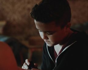 Ruth Becquart, Naomi Velissariou - Chaussee d'Amour s01e02 (2016) Naked scenes