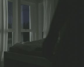 Susanne Bredehoft nude - Dunnes Eis (2018)