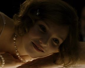 Sarka Petruzelova Nude - I Served the King of England (2006)