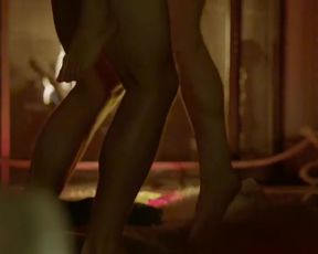 Laura Vandervoort Nude - Bitten (2014) s01e09