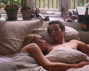 Carla Philip Roeder nude - Yes No Maybe s02e04 (2019)