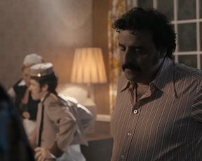 Emily Meade, Deborah Twiss - The Deuce s01e07 (2017) celebrity topless scenes