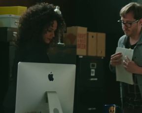 Camila dos Anjos, and other actresses - A Vida Secreta Dos Casais s02e07 (2019) Sexy movie scene