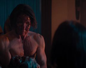 Clementine Poidatz, Alicia Kapudag nude - Housewife (2017)