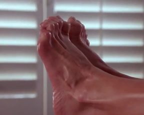 Lea Thompson, Victoria Jackson Nude - Casual Sex (1988)