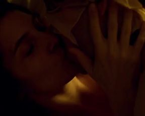 Géraldine Pailhas Nude - La Chambre des Officiers (FR 2001)