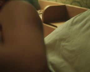 Polina Aug nude - Yumorist (2019)