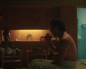 Polina Aug nude - Yumorist (2019)