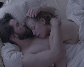 Lindsae Klein nude - Crazy Right (2018)