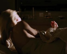 Rosamund Pike - Fracture (2007)
