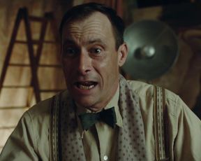 Franziska Holitschke nude - Babylon Berlin s01 (2017)