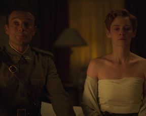 Ana Polvorosa - Cable Girls s05e05 (2020) Naked of staging scene