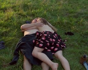 Klara Deutschmann nude - Reiterhof Wildenstein s01e01 (2019)