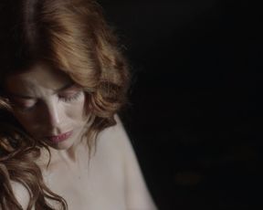 Charlotte Hope – The Spanish Princess s01e08 (2019)
