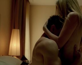 Natalia Avelon, Alexandra Moen - Strike Back S02 E09 (2011)